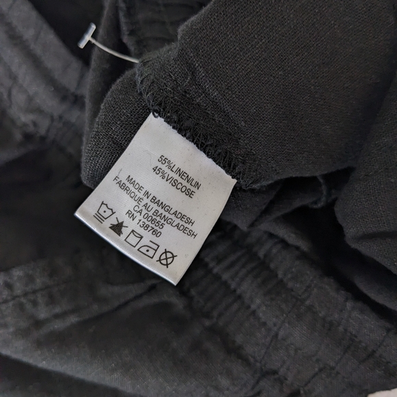 REITMANS Linen blend Black Shorts - Picture 9 of 12